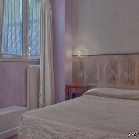 International Hotel Paris