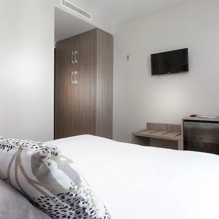 International Hotel 3*