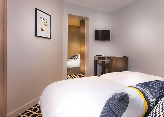 International Париж