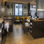 Hotel International 3*