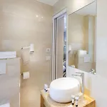 International 3* Paris