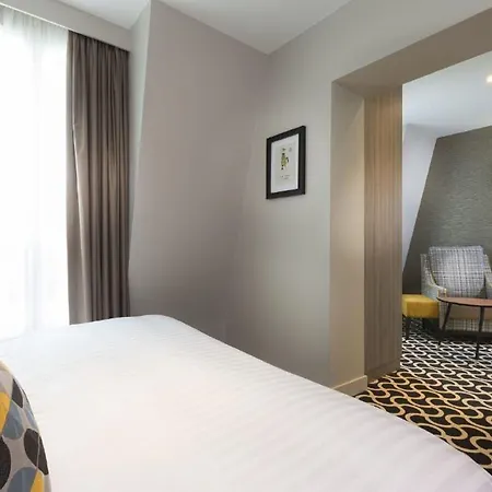 International Hotel 3*