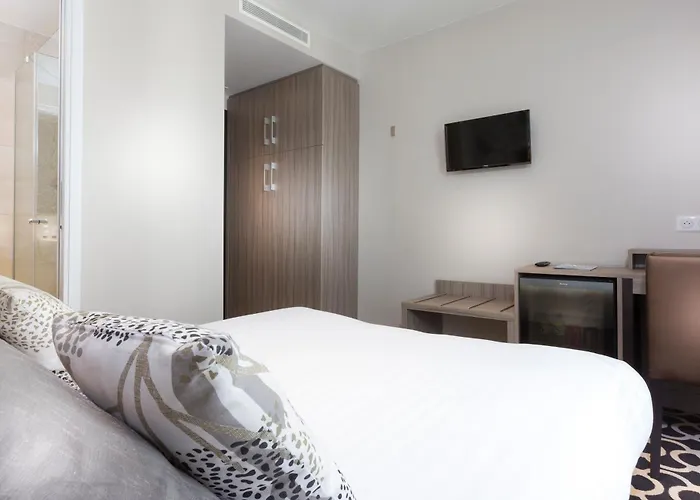 International Hotel 3*