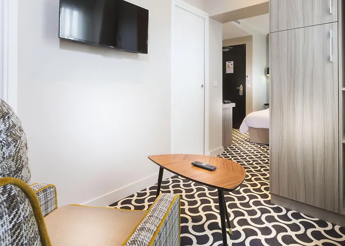 International Hotel